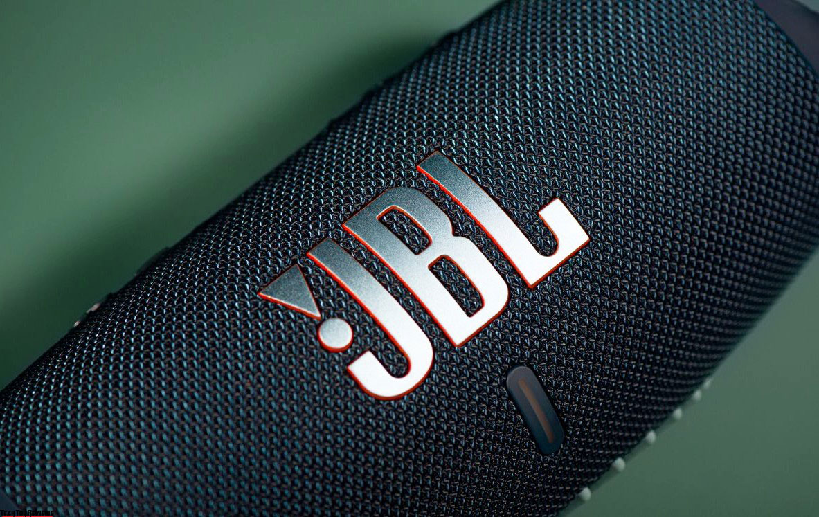 jbl charge 5 not charging