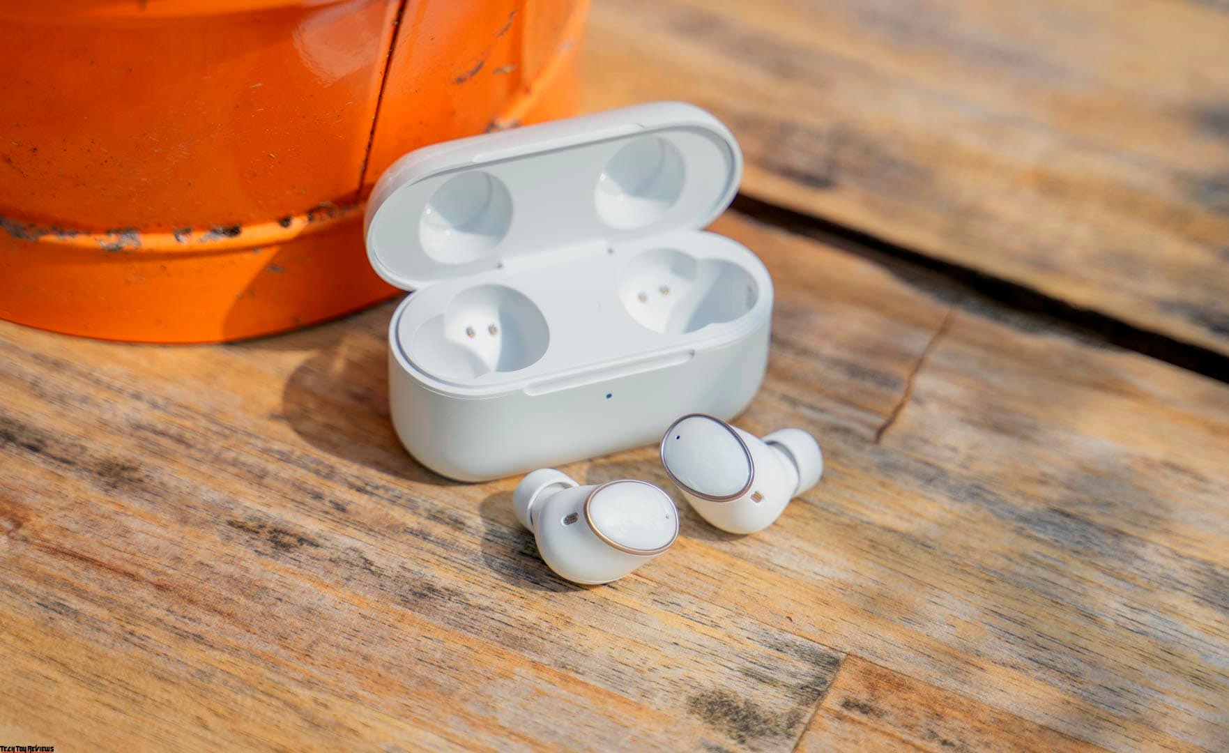 Sony WF-1000XM4 review: Excellent earbuds, awkward fit